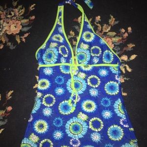 Swimsuit top and bottom